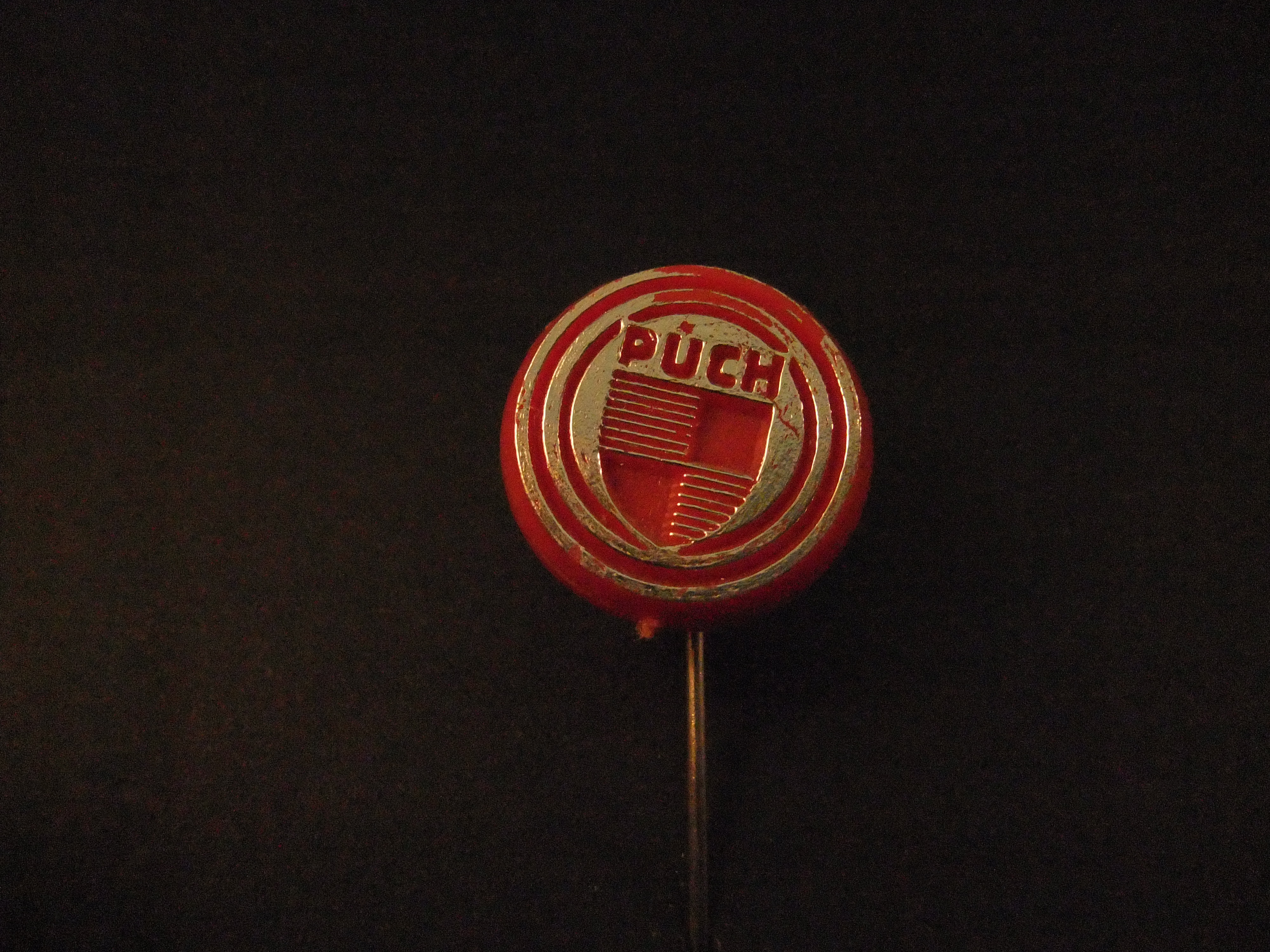 Puch bromfietsen, motorfietsen, logo rood